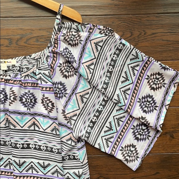 Miken swim coverup Aztec design cold shoulder - Picture 5 of 7